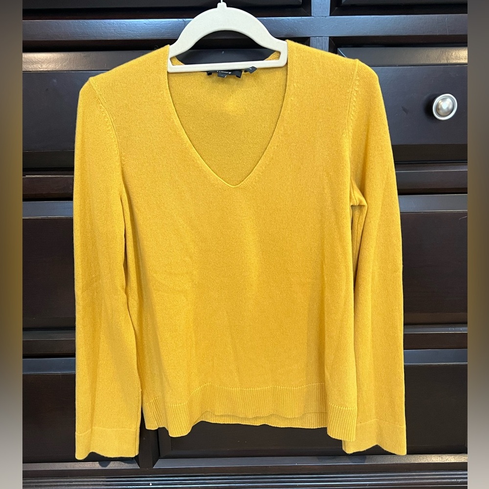 V-Neck theory cashmere Mustard Yellow Sweater